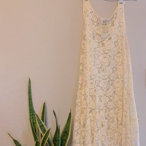 Sweet Emily lace slip